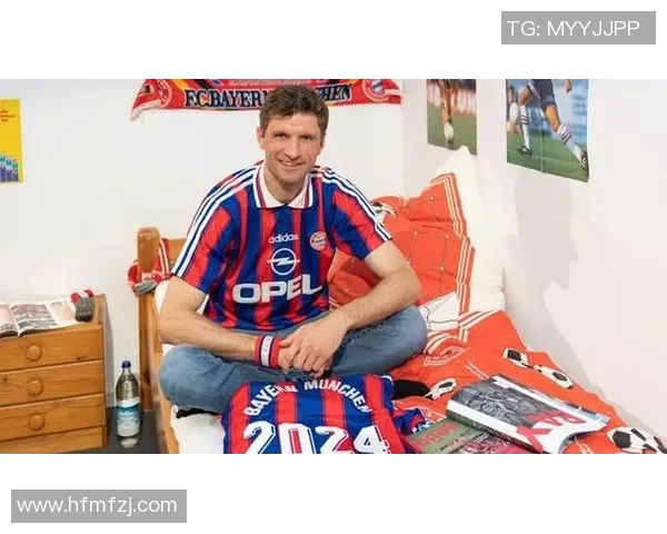 如何通过社交媒体、比赛分析和球迷活动深入了解足球球星的个人魅力与职业生涯